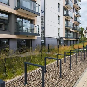 Starowiejska With Balcony & Parking Next To Arena Stadium By Renters Gdańsk